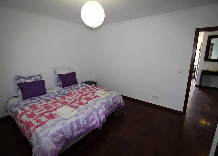 Portinho Ii-Modern Apt With Balcony Facing The Sea