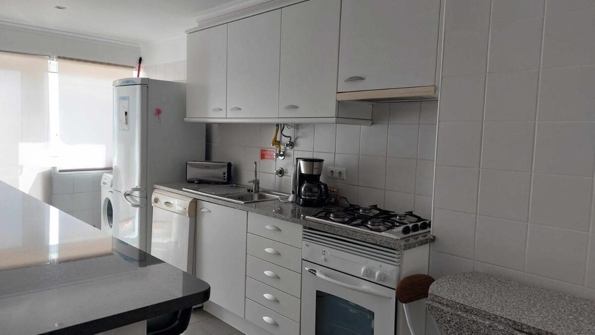 Apartment Portinho Ii-modern With Balcony Facing The Sea *